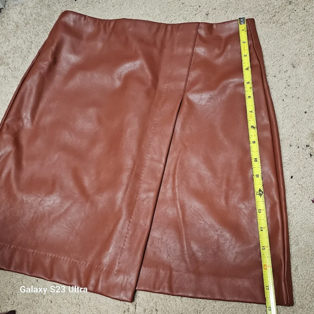 Bar III Faux Leather Skirt Size S - Picture 4 of 8